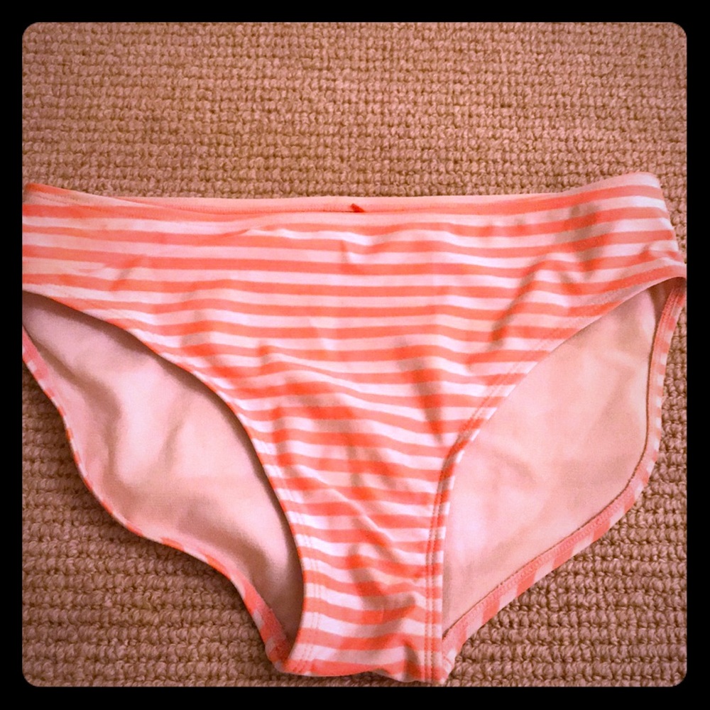 Colorful swim bottoms!